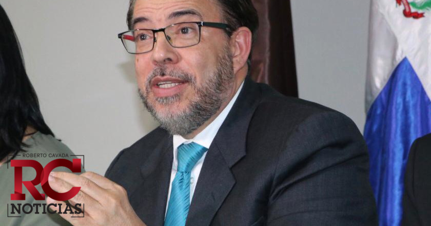 rcavada's tweet photo. Video | Guillermo Moreno llama “cara dura” a miembros del Comité Político del PLD 
https://t.co/VGzlU9xauS

Santo Domingo.-  El presidente de Alianza País, Guillermo Moreno, calificó de “cara dura” a miembros del comité político del Partido de l... https://t.co/bxGp94EorT