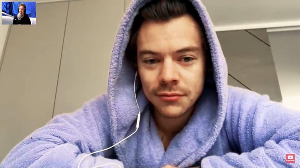 hstylespics's tweet photo. .   harry styles              harry styles
         2010                           2019 https://t.co/cT8vBsTRPR