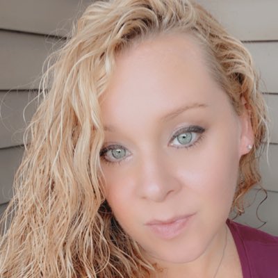 Alamericanblnde's tweet photo. #NewProfilePic https://t.co/7mrwNuXtJQ
