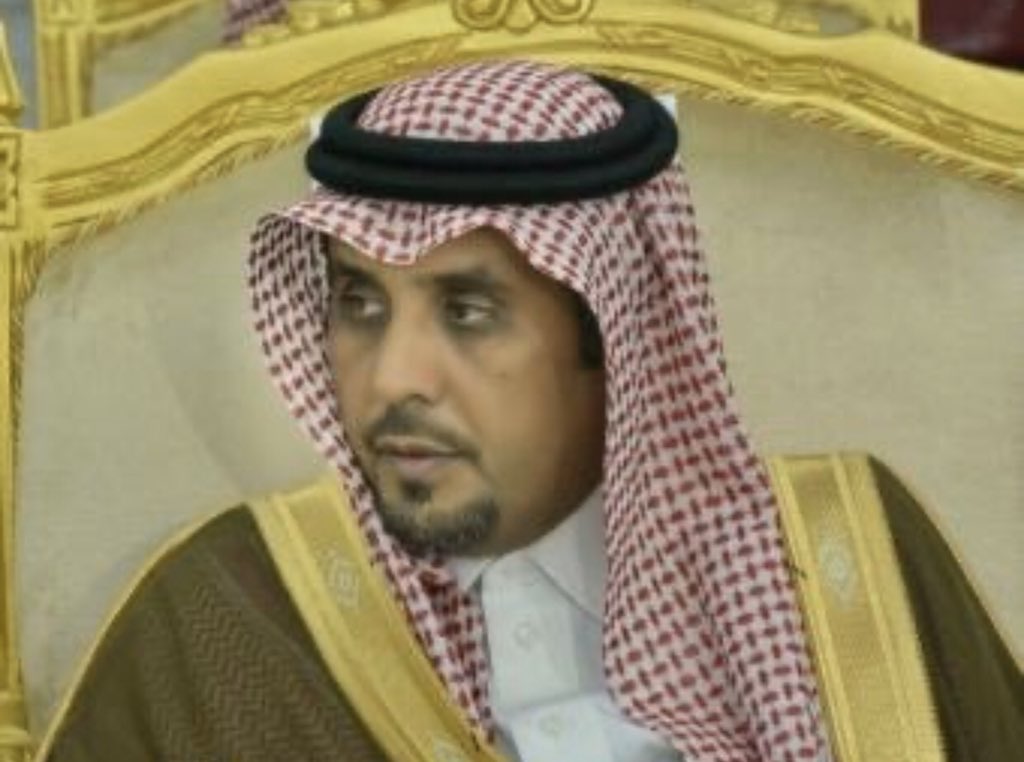 akd_2030's tweet photo. ببالغ الحزن أتقدم بواجب العزاء لسعادة محافظ #سراة_عبيدة الأستاذ/محمد بن سعيد بن جزوا الرجباني الدوسري
في وفاة والده الشيخ سعيد بن جزوا
اسأل الله أن يغفر له ويرحمه ويجعل مثواه الفردوس الأعلى.
وإنا لله وإنا اليه راجعون 
@alduwaser1 @wadiaddawasir @Sarat_Abeedah @saratgov2020 https://t.co/wBMdQDyPYG