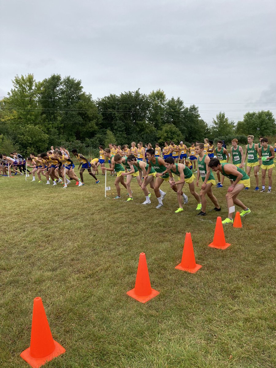 edinahornets's tweet photo. Fly Hornets Fly! Wave one is off for boys’ XC at Gale Woods Farm. https://t.co/TItMK15zPn