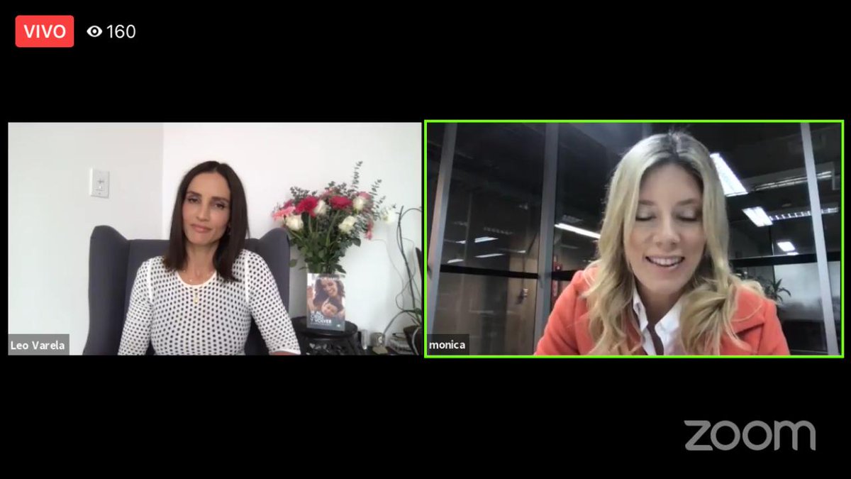 penguinlibroscl's tweet photo. AHORA en vivo en nuestro facebook 👉❤️
https://t.co/sZACTUiJ3l

@Leonorvarela presenta su libro #IrAlCieloYVolver junto a @tv_monica https://t.co/5nAyTHqq2r