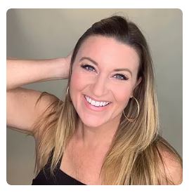 Deb_Varallo's tweet photo. Meet Nashville's Most Powerful Women Sept 16 (virtual event) https://t.co/5bwqKp0QQW. Congrats to Jane Allen, Mignon Francois, Shanna Jackson &amp; Becca Stevens. Kelly Sutton moderates. @entrecenter @cupcaketweets @NashvilleState @thistlefarms @thekellysutton @NfocusMagazine https://t.co/OvP0zyJtKc