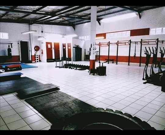 McCatiny_zero's tweet photo. @casspernyovest Please Help!!! RT🙏😔 I have been running my business from public parks for 2 years. An opportunity to own a gym was presented to me, I need R100K for my business and I only have R50K. The seller is moving to Holland and I only have 2 weeks 😭@casspernyovest @RealBlackCoffee https://t.co/ipHjBjqEK4