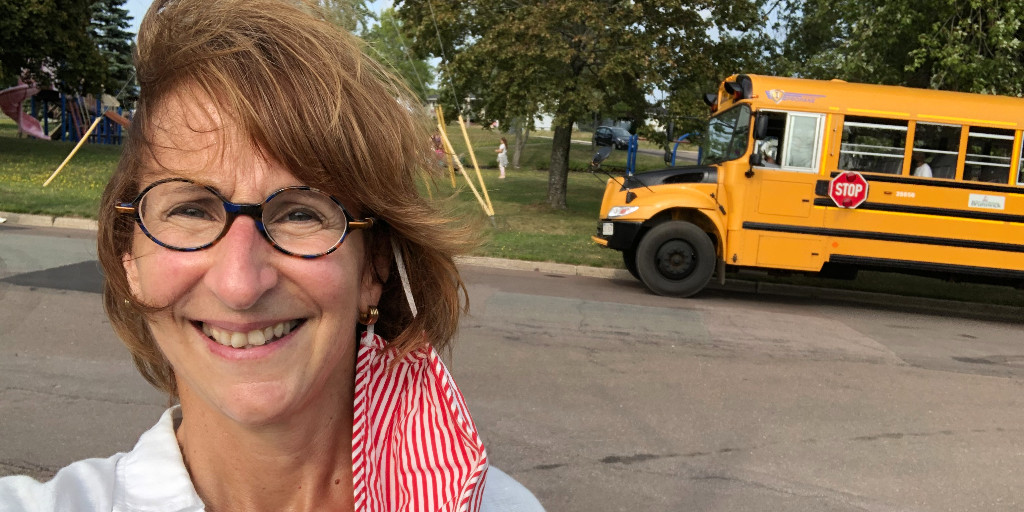 leblanmo's tweet photo. It was interesting today to see the school buses back on the road after so long! // C'était intéressant aujourd'hui de voir les autobus scolaires reprendre la route après si longtemps! #Moncton https://t.co/phHzjwgBiL