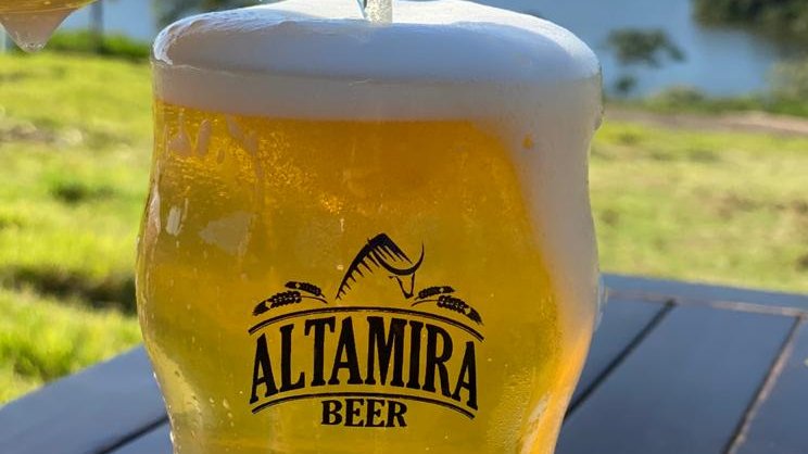 AltamiraBeer's tweet photo. @gabrielachcruz Beber chopp da Altamira 🍻 https://t.co/Iujx4osKIH