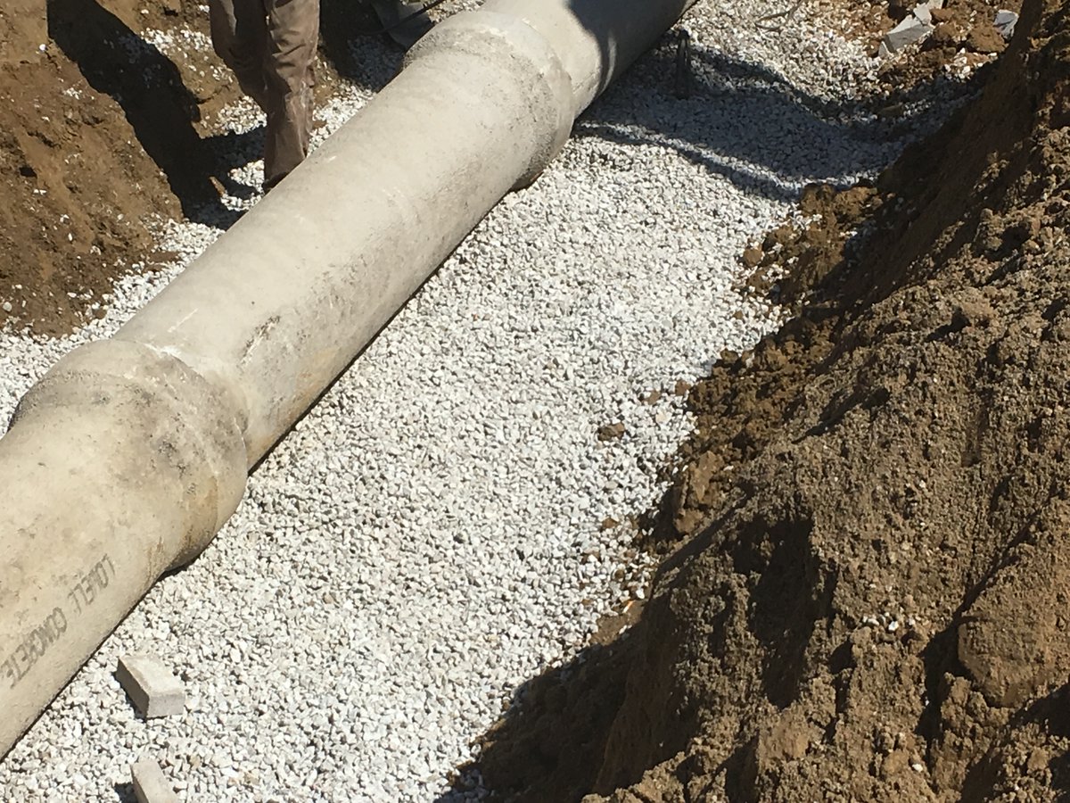 Shoreline_Sand's tweet photo. We’ve got what you need! Check out our extensive list of construction aggregates at https://t.co/ZGenwgQ02j, including stone base for highways or parking lots and rip rap for river banks.
Whatever you need, #ShorelineDelivers to your job site!
#ConstructionAggregates https://t.co/nkYhIDO83Y