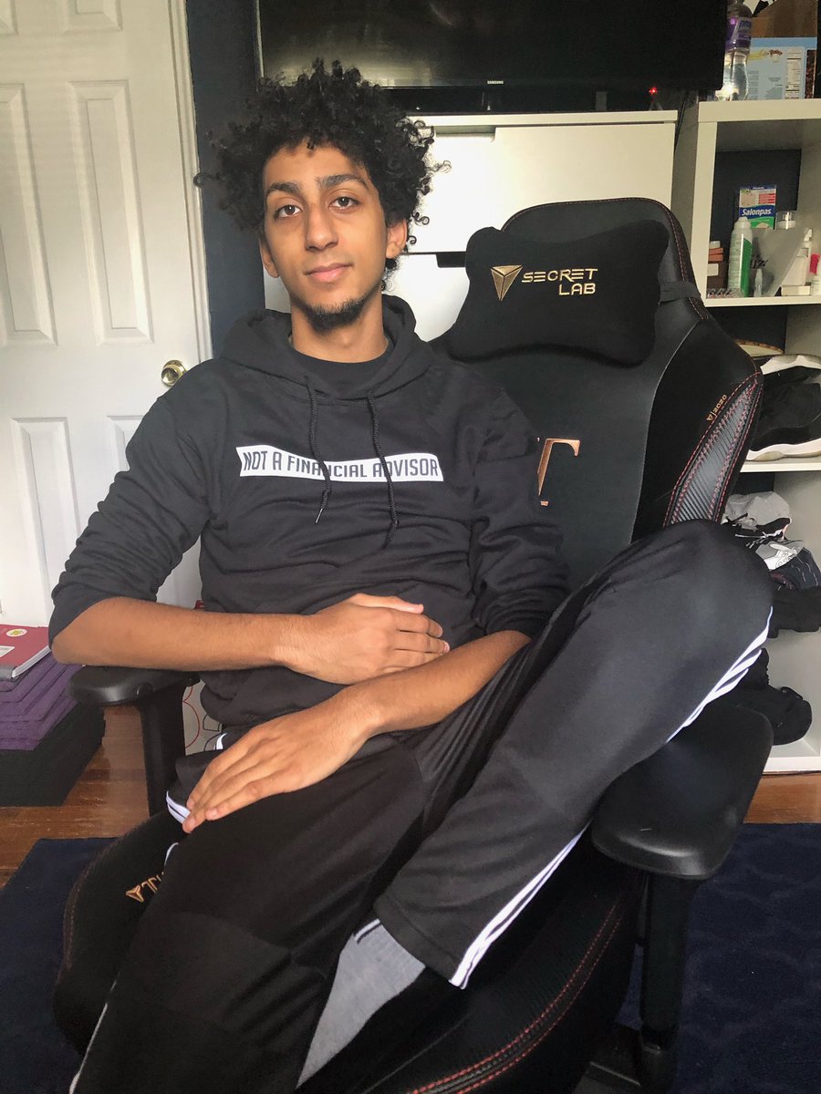 mcassuto's tweet photo. Happy Birthday Isaiah! Enjoy your new #secretlab Titan chair. It looks good on you! https://t.co/QvwL6ADOYT