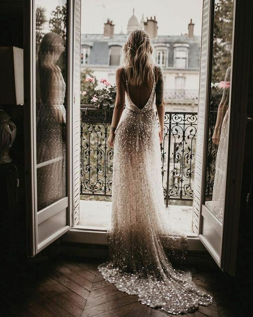 GaliaLahav's tweet photo. A PERFECT VIEW // Our #G_403 is available to shop now at our Miami flagship! Swipe up on our stories now or DM us for more information on how to book your fitting!💕 @paulinaweddings #GaliaLahav #GLMiami #GLGala https://t.co/HziAQr4Zu5 https://t.co/DHO4BUQrv1