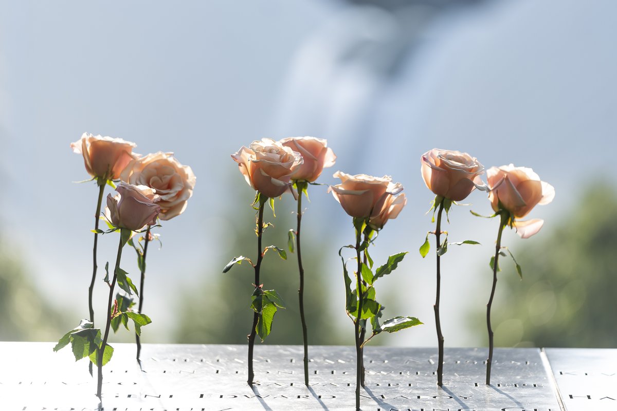 Sept11Memorial's tweet image. Nineteen years ago, under clear blue skies, 102 minutes changed our lives forever. On Fri., Sept. 11, we lead the nation and the world in observing the 19th anniversary of the 2001 attacks and ask you to join us in commemorating. 911memorial.io/2ZkJIXS #Honor911