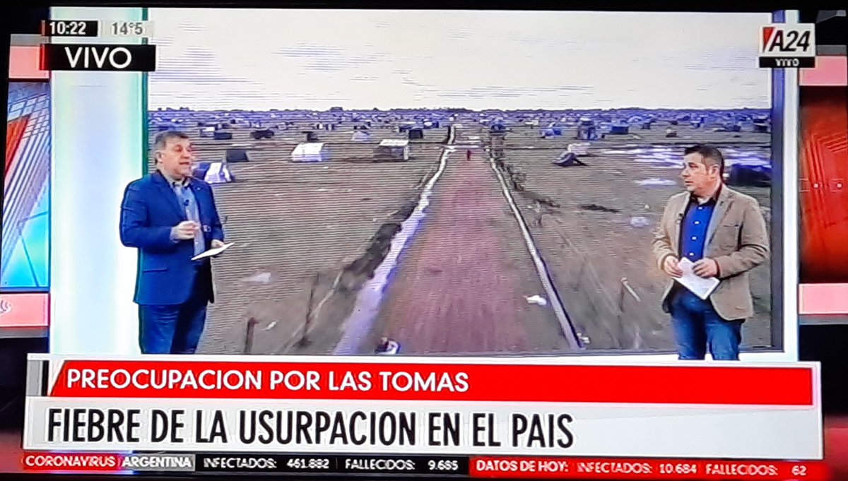 AdriRMansilla3's tweet photo. Recuerdo 5/9/2020 @Vivoelsabado @edubattaglia @victorvarone @MCeciliaBazan @DiPace4 @marianogoro @maxirusso2010 @ValeriaDantoni El Tema de #LasTomas Abordado por el Dr. Víctor Varone y Eduardo Battaglia. 🤔🤕😔😌 https://t.co/Mzizkt5IGg