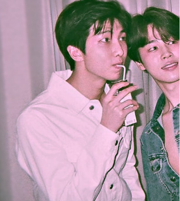 81181_'s tweet photo. `𝙰 𝚙𝚛𝚒𝚖𝚎𝚛𝚊 𝚟𝚒𝚜𝚝𝚊 𝚙𝚘𝚍𝚛í𝚊 𝚛𝚎𝚌𝚘𝚗𝚘𝚌𝚎𝚛𝚝𝚎, 𝚌𝚘𝚖𝚘 𝚜𝚒 𝚎𝚜𝚝𝚞𝚟𝚒é𝚛𝚊𝚖𝚘𝚜 𝚕𝚕𝚊𝚖á𝚗𝚍𝚘𝚗𝚘𝚜 𝚎𝚕 𝚞𝚗𝚘 𝚊𝚕 𝚘𝚝𝚛𝚘. 𝙴𝚕 𝙰𝙳𝙽 𝚎𝚗 𝚖𝚒𝚜 𝚟𝚊𝚜𝚘𝚜 𝚜𝚊𝚗𝚐𝚞í𝚗𝚎𝚘𝚜 𝚖𝚎 𝚍𝚒𝚌𝚎 𝚚𝚞𝚎 𝚎𝚛𝚎𝚜 𝚝ú.🐝 https://t.co/mP1iTyUDVl