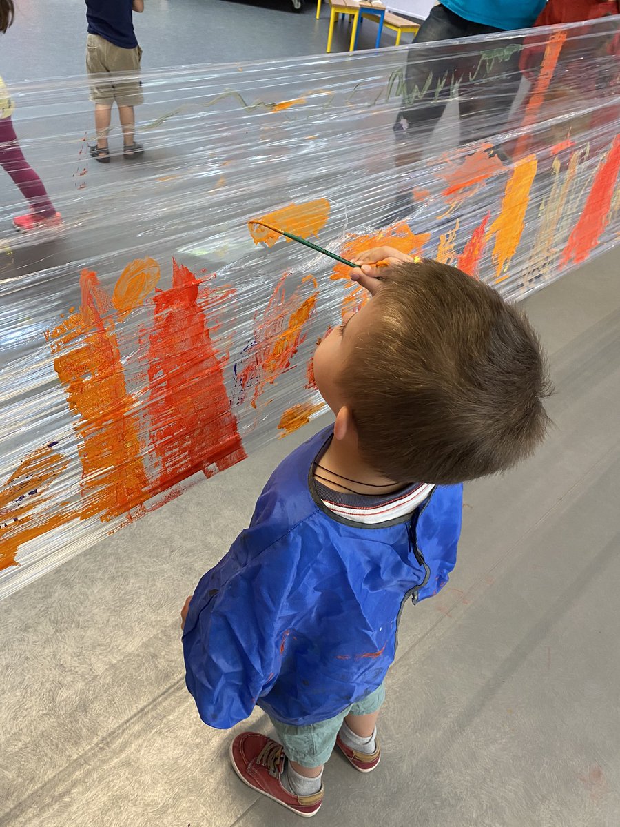 DeInclusif's tweet photo. Concentration extrême au pôle trace #inclusion #autisme #centredeloisirs #paris15 https://t.co/QFTEYkQPRM