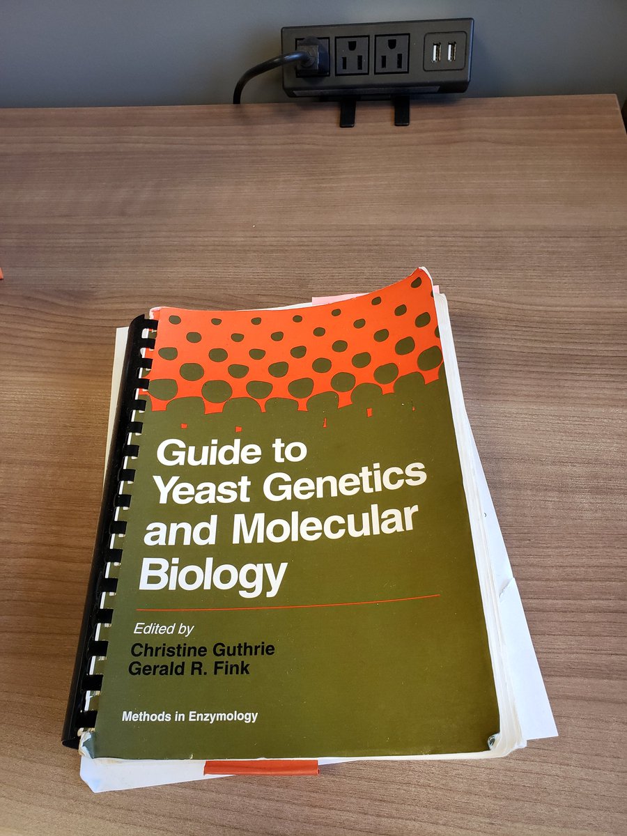 AlexPlocik's tweet photo. Random find on a desk at my new job and I am so happy to be here! https://t.co/pbgabr2UBa