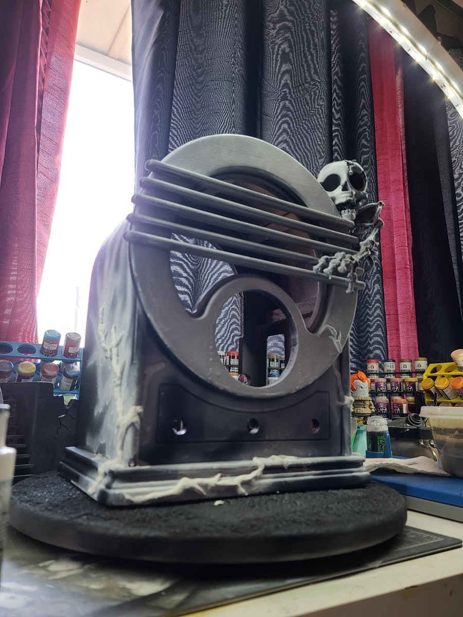 Zeeaxisprinting's tweet photo. Heres some #wip shots of this radio I was commissioned to paint/modify! https://t.co/4uVTrnTHOL