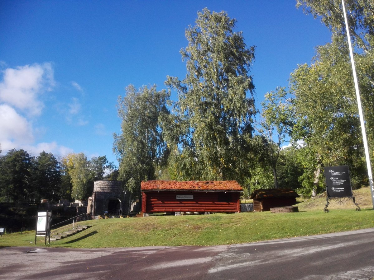 kristallnaach's tweet photo. zur Begrüßung viel 😍 #Sonne..
#Borgvik's #Hyttruinen #Grums #Grumskommun #Elchenländle18
#Elchenländle20 #Schweden20
😀#Urlaub 🇸🇪 im #Värmland20 https://t.co/0wLbj5Wyoa