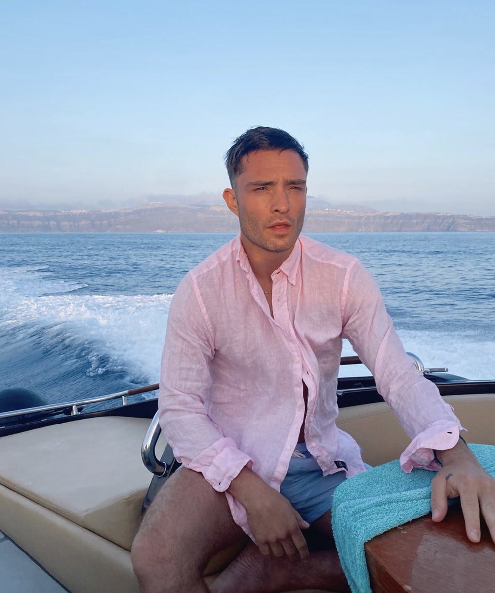 GossipRoomOff's tweet photo. Ed Westwick alias Chuck Bass 💕🙏🏼 https://t.co/8dK4J8UEz1