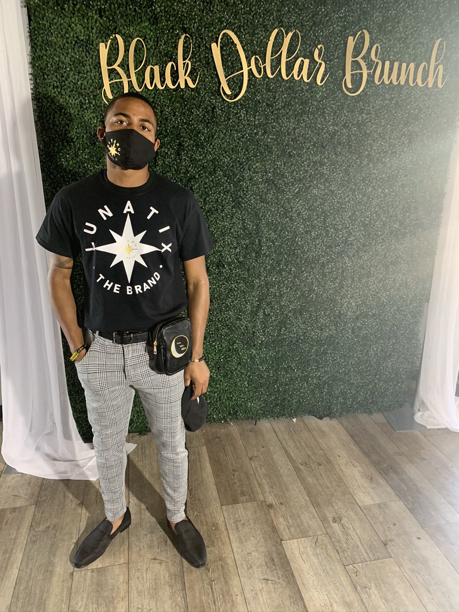 LunatixLive's tweet photo. @SpringsSeason @AcSprings @TheBookOfZay Check out our co-owner @SpringsSeason rocking our new Lunatix Shirt and Waist Bag 🙏🏽😤🌘
COMING SOON 💯
#blackdollarbrunch #supportblackbusiness #blackdollarsmatter #LiveNotExist https://t.co/xz6HipugnB