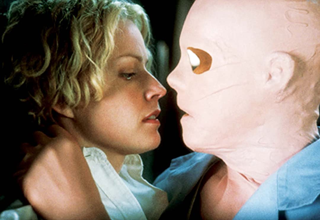 Happy Birthday to Elisabeth Shue!   