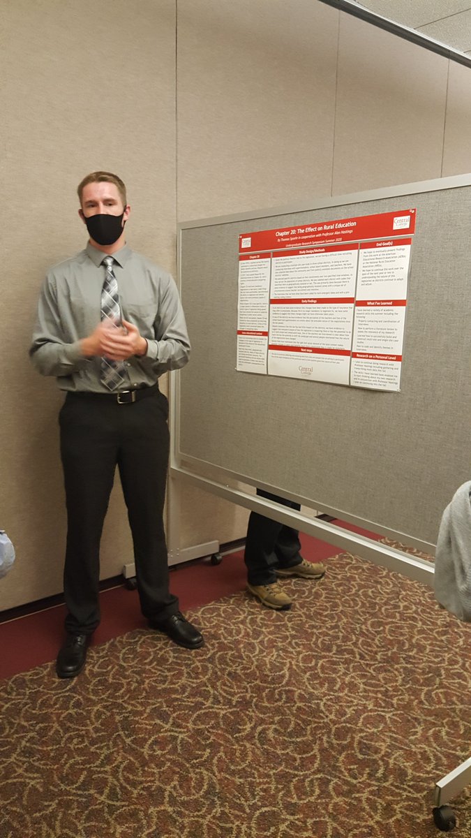 CentralCollEd's tweet image. Congratulations to these amazing teacher education students on their presentations at the Summer Undergraduate Research Symposium!  @CentralCollEd @CentralCollege #GoDutch