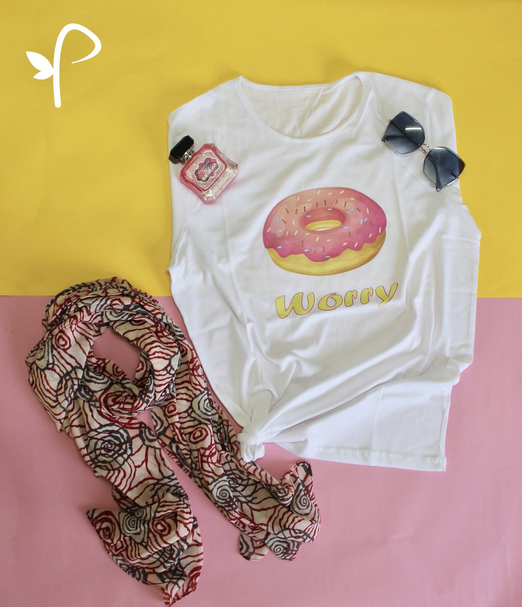 pearstore11's tweet photo. Don’t worry T-shirt : 120 LE
#we_here #Just_say_pear https://t.co/mFJ6NYX10p