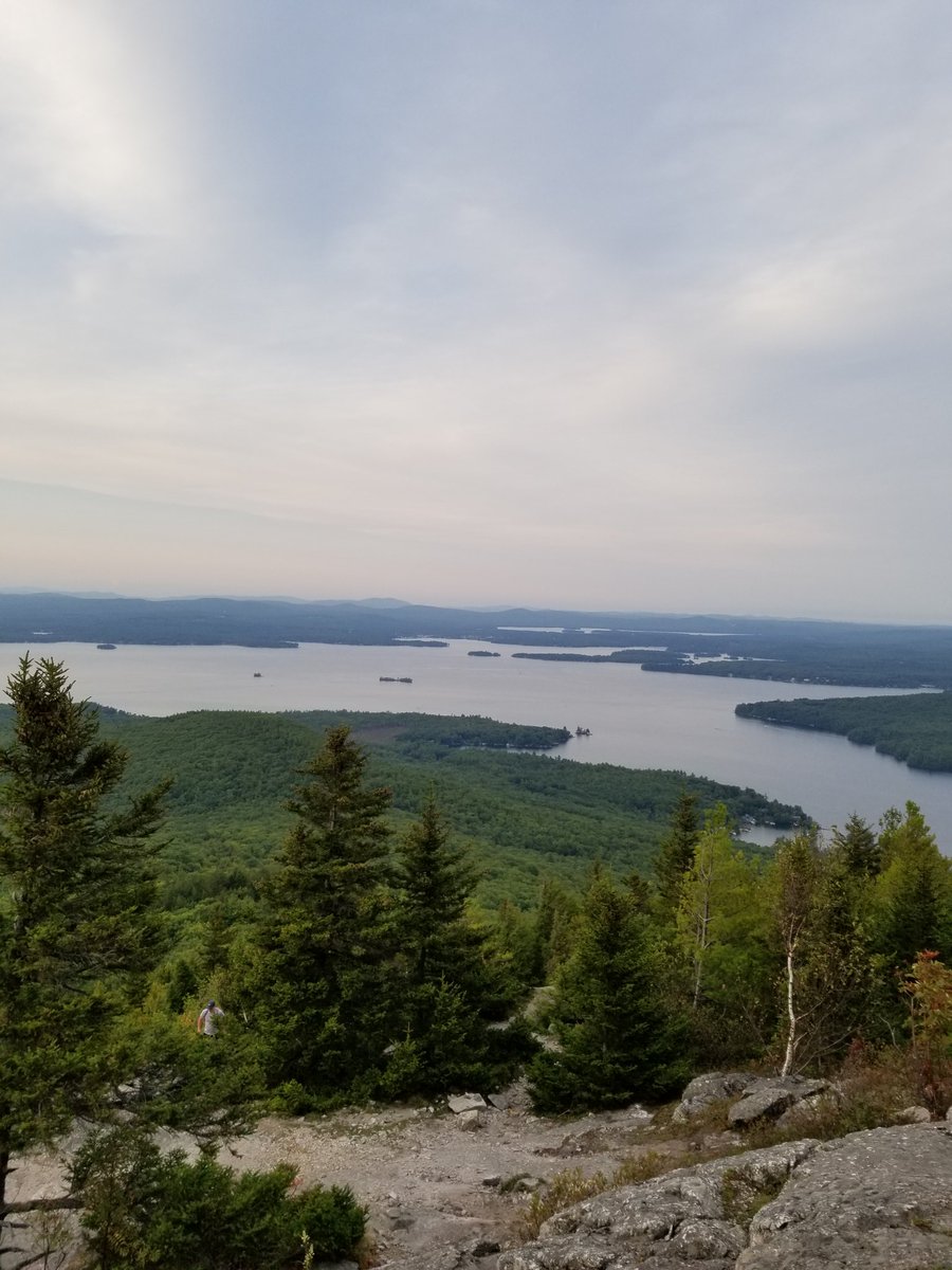 Kissinfirefly's tweet photo. Another hiking trip #mountains #mountmajor #NewHampshire #orangesky https://t.co/Izc4F24hTj