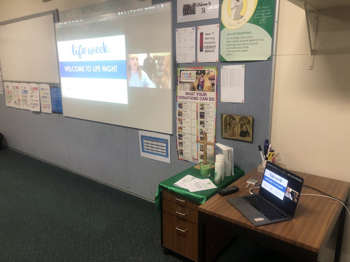 monkjuliemonk's tweet photo. #LifeWeek2020 #LifeNight @StUrsulas staff and students getting ready to participate in Catechesis and Q&A with @SydCathSchools staff and @CultureProject_ team. Delving into historical and current applications of human dignity. @Clearyreflects @antnader @MaryLeask https://t.co/Z65IvEqhjS
