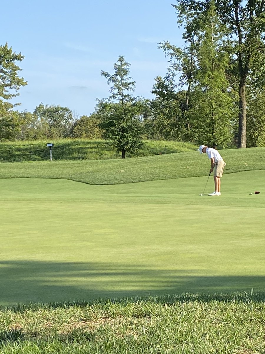 NorthPennGolf's tweet photo. Solid win today at home vs CB East 198-213. Justin Pileggi 37 and Connor Toussaint 38 takin it low #nppride #stuffinit @NPSD https://t.co/gciG0WJxyq