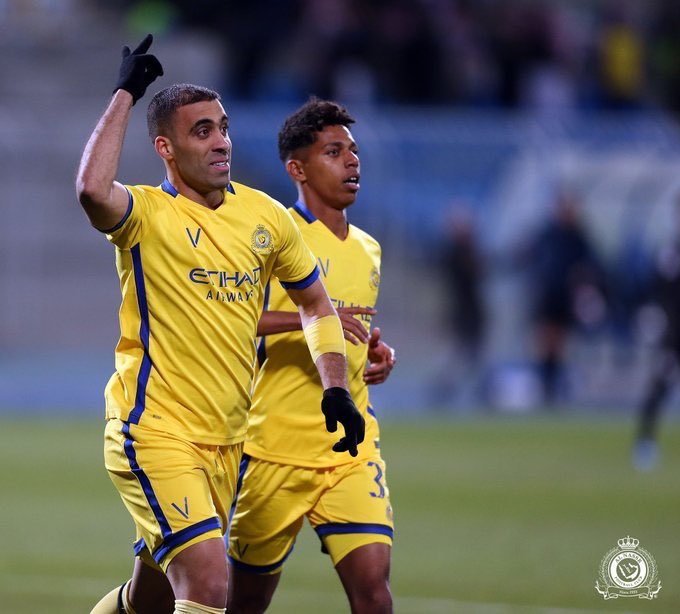 علي العنزي tweet media