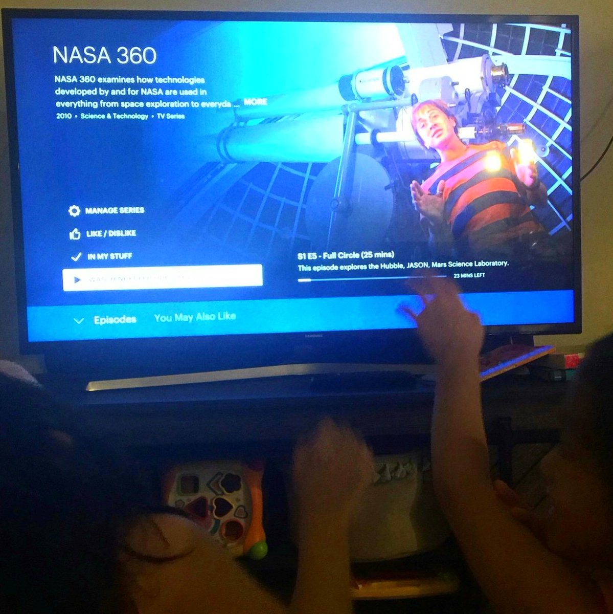 johnnyalonso's tweet photo. Look who's old series is back in circulation. The original NASA 360 is now on @hulu. I hosted along with my awesome host Jennifer Pulley 40+ episodes and theyre all back!! Sometimes you just can't keep a good thing down. #positivepeople #NASA360 #Hulu #Space #JohnnyAlonso #host https://t.co/rS4B7CoSuM
