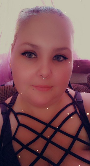 Be confident in who you are #loveyourself #makeup #filters #bbw #bbwonlyfans https://t.co/eGQseajPJO<a href="/tag/loveyourself"class="tags">#loveyourself</a><a href="/tag/makeup"class="tags">#makeup</a><a href="/tag/filters"class="tags"><span>#filters</span></a><a href="/tag/bbw"class="tags"><span>#bbw</span></a><a href="/tag/bbwonlyfans"class="tags"><span>#bbwonlyfans</span></a>