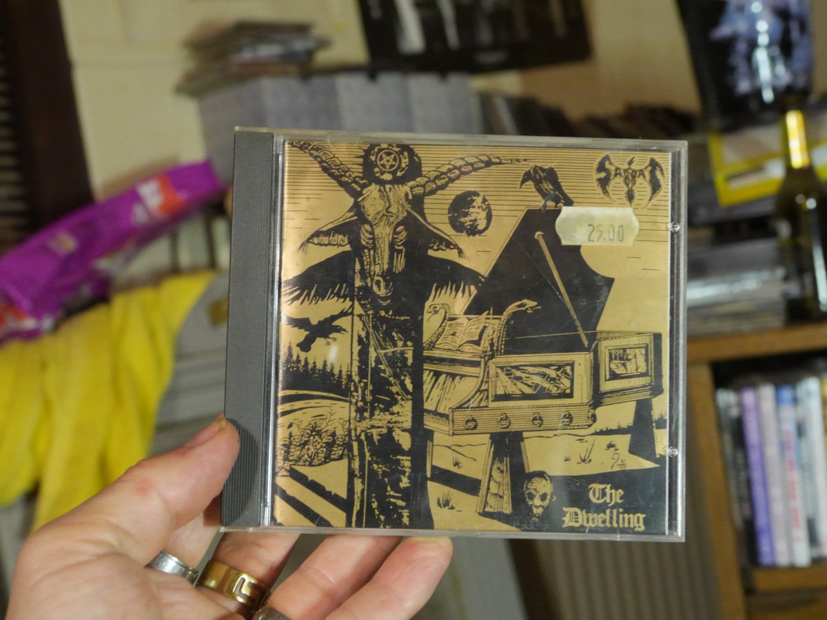 JanVervaeke1's tweet photo. @JanVervaeke1 / @michelserry87 ´s challenge 
>100 albums uit het verre OOSTEN
Dag 104+105+106
#Sabbat (#Kuwana, #Japan) ..In order of appearance
Envenom 1991 - Debut album
The Dwelling - album 1996
For Satan and Sacrifice Compilation 1995
#HeavyMetal #asianchallenge https://t.co/zgfpPur0gK