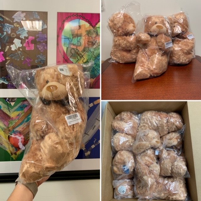 HumanOptions's tweet photo. Today is National Teddy Bear Day! Thank you to @CapitalGroup for donating these soft teddy bears to help us promote reading out loud.
#humanoptions #capitalgroup #readaloud #dailypilot #domesticviolence #prevention https://t.co/AF3ZGzKmQl