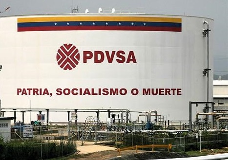LMartinV1's tweet photo. 🗓️#09Sep 2020.

🇻🇪#Venezuela

🛢️#EstadoPetrolero 

#PDVSA > #SinCapacidad ni para producir ⛽️#Gasolina 

#VenezuelaSinGasolina 

Se ha destruido una de las principales #IndustriasPetroleras del mundo.

#SocialismoDelSigloXXI 

#Política
#Economía
#LatinoAmérica
#Internacionales https://t.co/TqJq7Xb7Ay