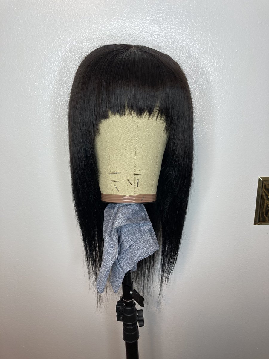 nikkynikkynikk's tweet photo. Wigs for sale🥳 💇🏾‍♀️

Tag someone whose looking for a wig or just need one📍 

I made three wigs and there all reasonable lengths &amp; this picture shows various styles with the hair. I’m so excited to be making wigs for u all! 

Dm or text 🤍 (224) 706-0686🤍 https://t.co/CfL8396aP8