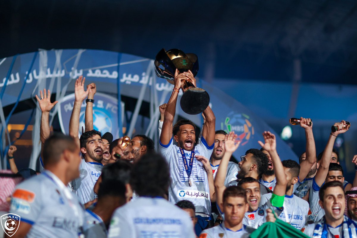 #CHAMPIONS60 💪🏻🏆
#AlHilal 💙
#LeagueLeader16
