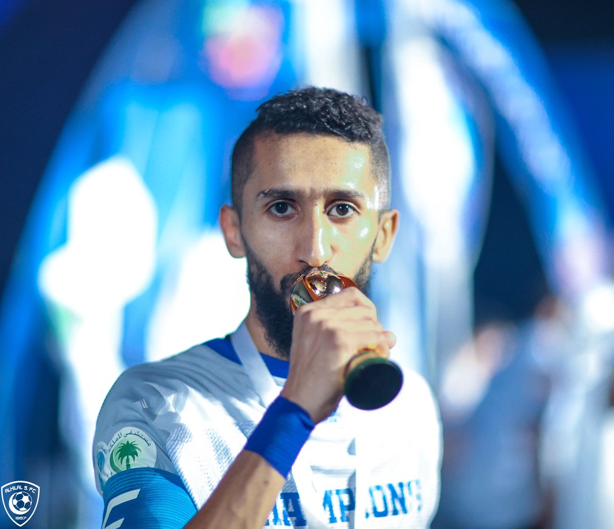 Alhilal_EN's tweet photo. #CHAMPIONS60 💪🏻🏆
#AlHilal 💙
#LeagueLeader16 https://t.co/T7yBHtAYPt
