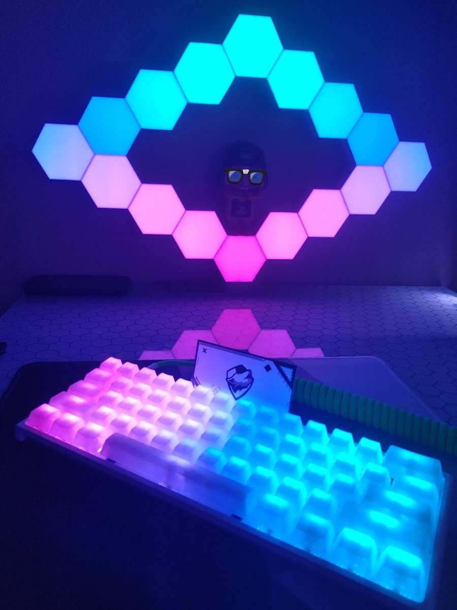 🥳🎉🥳🎉🥳🎉
🚨#Giveaway!🚨
🥳🎉🥳🎉🥳🎉

Hey Friends :D! We're Giving away this Super Beautiful Milky White Keycap Set! 

-Retweet &amp; Like
-Follow us 
-Tag 2 Whole Friends

Winner Chosen in 48 Hours 🥳🎉
Thank you <a href="/TILTKnight/">TILT Knight</a> for the Awesome Setup Pic :)

alpheriorkeys.com/collections/ke…