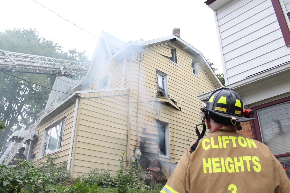 #CHFC responded to a house fire on 300 block of S Springfield Rd. Thank you to the assisting companies: Collingdale, Lansdowne, Springfield, Garretford Drexel Hill, Upper Darby Primos, and MICU 75. 

#CliftonHeights #Delco #ChangeYourLife #SaveALife