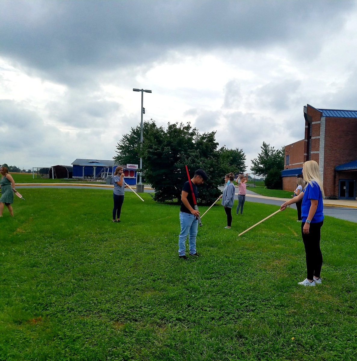 Physically distanced✔
Face mask break✔
Fresh air✔
Analyzing directional planes✔
Reviewing  anatomical terms✔

#anatomy
#physiology 
#lightsaber