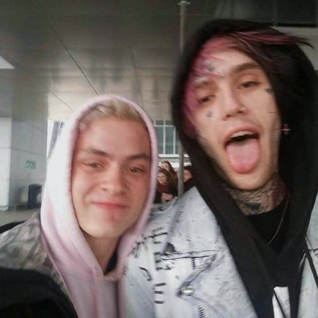 lil peep with fans; a thread <3