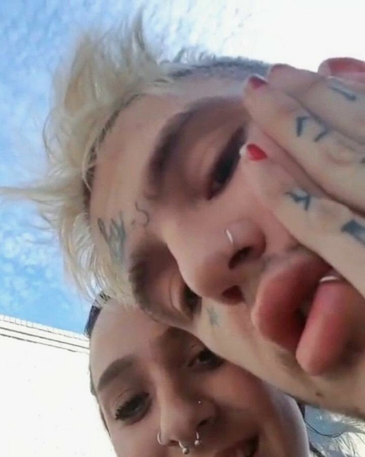 lil peep with fans; a thread <3