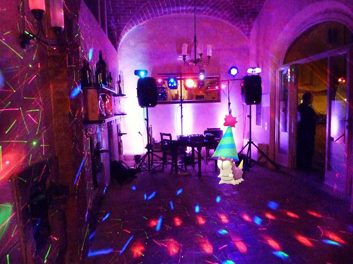 HatWurmple's tweet photo. parties are still fun solo. dont let your  inner party animal keep you from social distancing https://t.co/5FTYATRYcB
