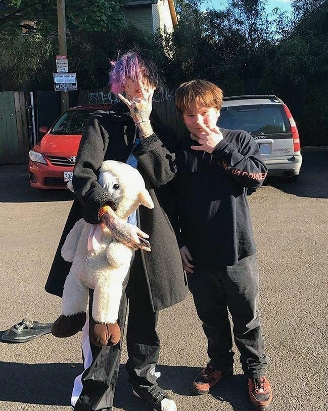 lil peep with fans; a thread <3
