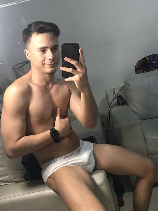 Pega 😈🔥 https://t.co/t1EamMnkYR<a href="/tag/novafotodoperfil"class="tags"><span>#novafotodoperfil</span></a>