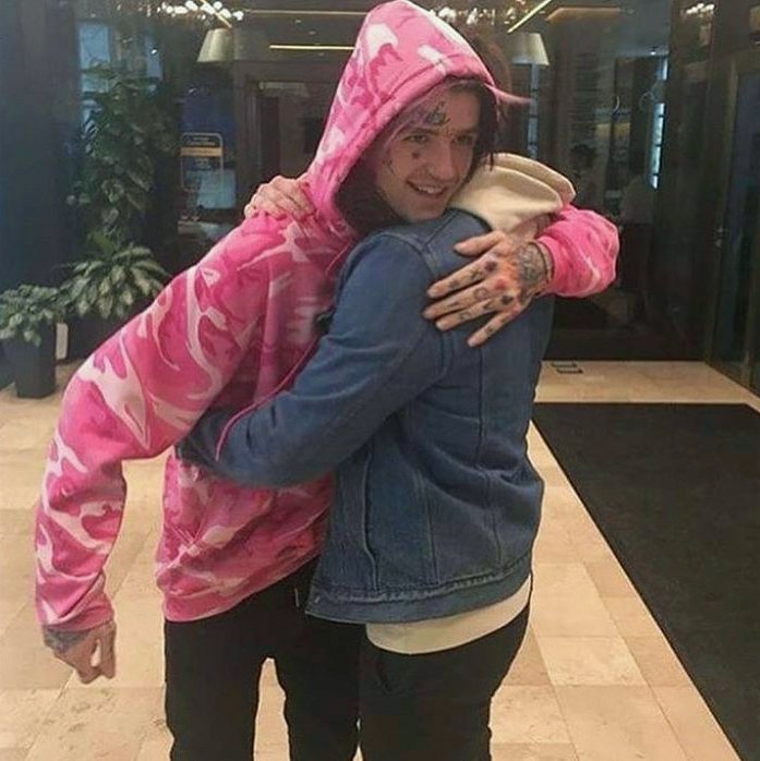 lil peep with fans; a thread <3