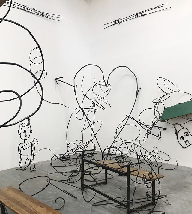 lillian_c0q7's tweet image. Life May Not Be The Party We Hoped For, But While We're Here We Should Dance