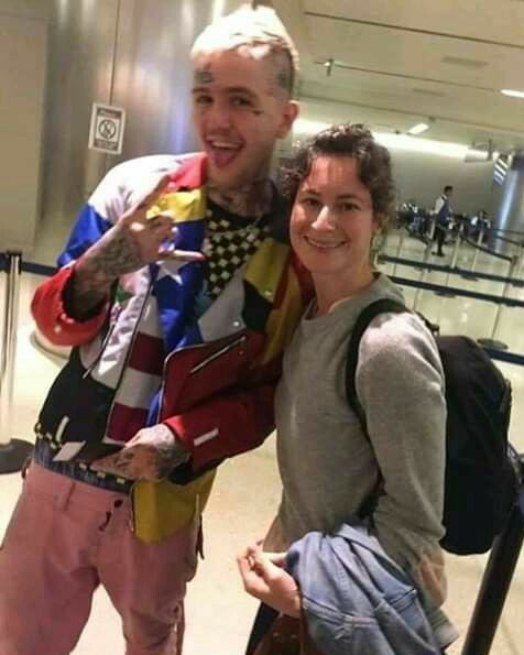 lil peep with fans; a thread <3