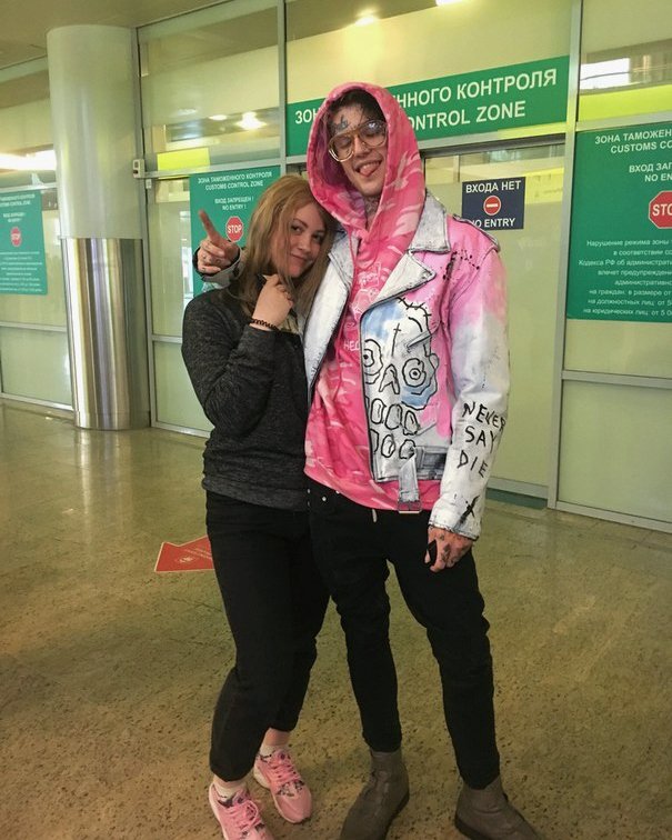 lil peep with fans; a thread <3