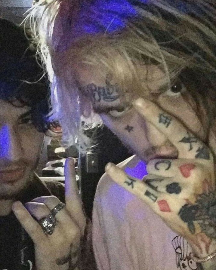 lil peep with fans; a thread <3